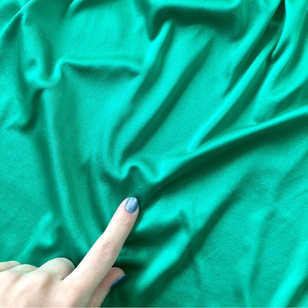Vintage 70s House of Bianchi Green Surplice Bust Gown w/ Capelet Shawl - Picture 5 of 16